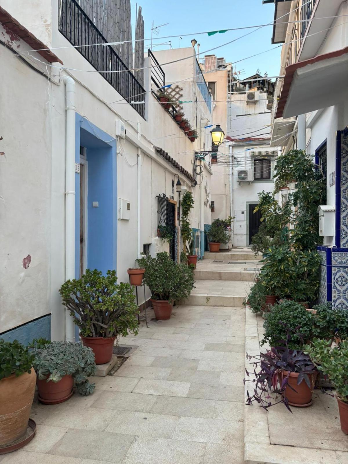 Private Terrace-Romantic-Sea, Castle Views-Central Alicante Dış mekan fotoğraf